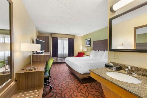 Best Western Rochester Marketplace Inn - image 13