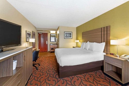 Best Western Rochester Marketplace Inn - image 17