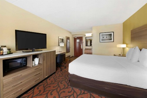 Best Western Rochester Marketplace Inn - image 18