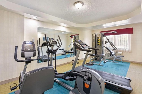 Best Western Inn at the Rochester Airport - image 23