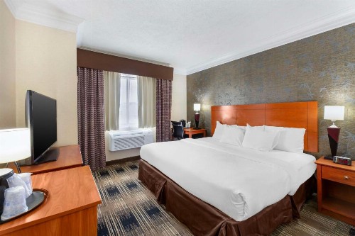Best Western Inn at the Rochester Airport - image 32