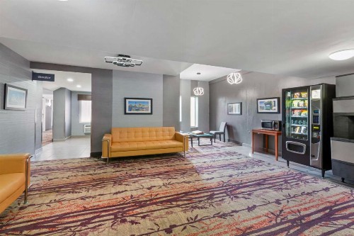 Best Western Inn at the Rochester Airport - image 7