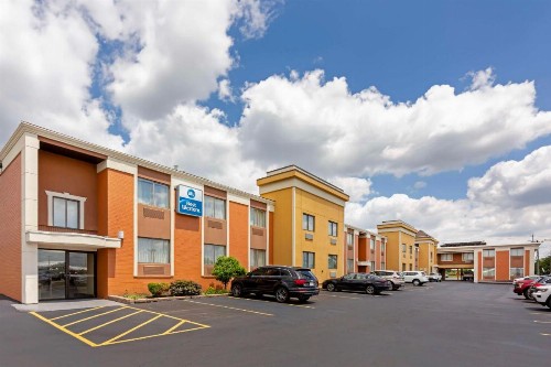 Best Western Inn at the Rochester Airport - image 8