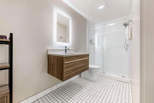 Hotel on Monroe by Magnuson Worldwide - image 17
