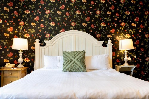 Inn on Broadway - image 3
