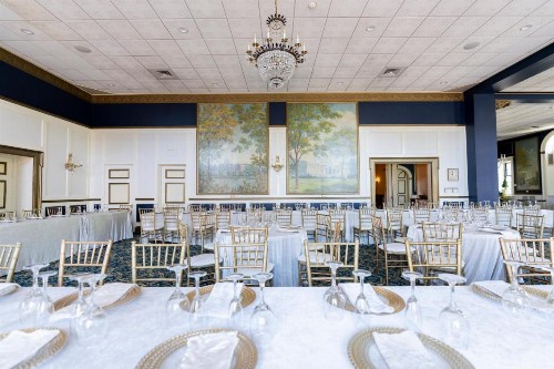 Inn on Broadway - image 30