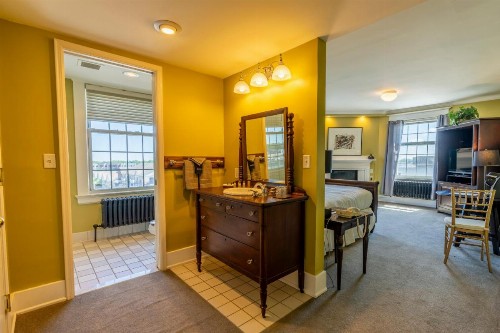 Inn on Broadway - image 39