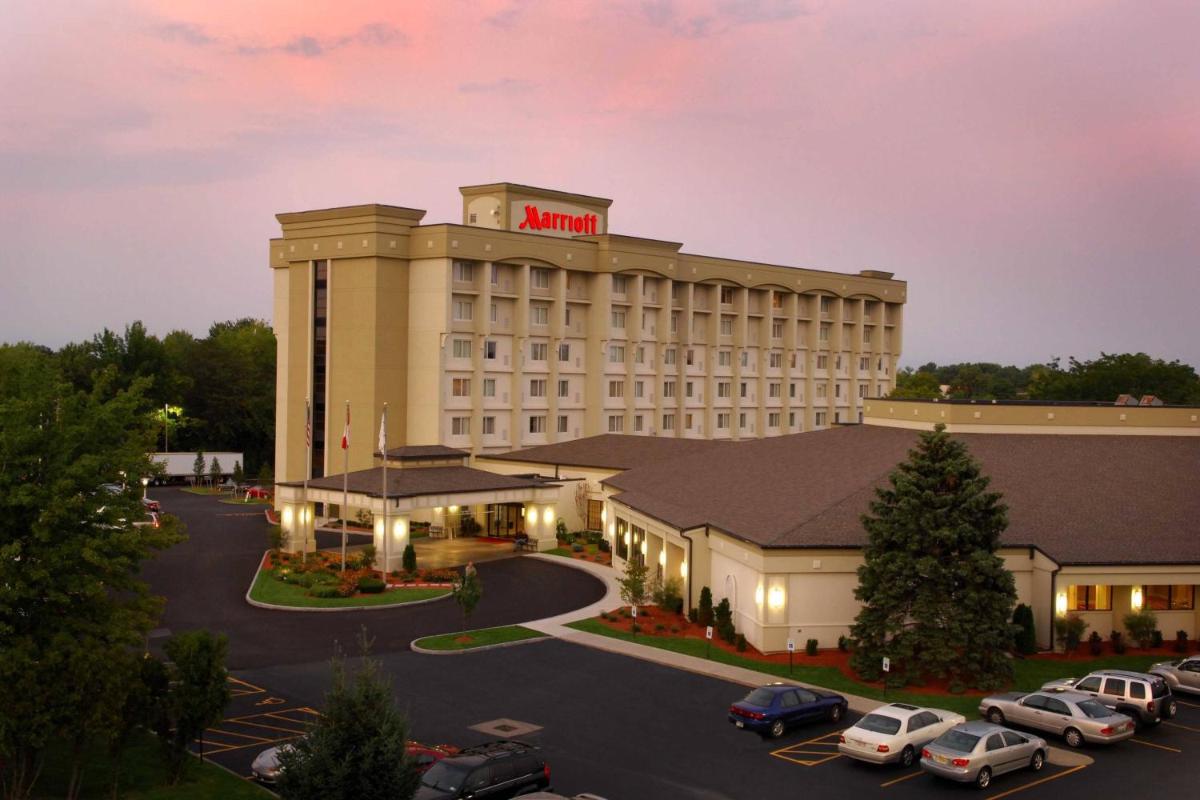 Rochester Airport Marriott - main image
