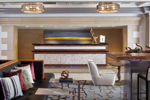 Rochester Airport Marriott - image 12