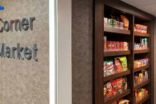 Fairfield Inn Rochester Airport - image 13