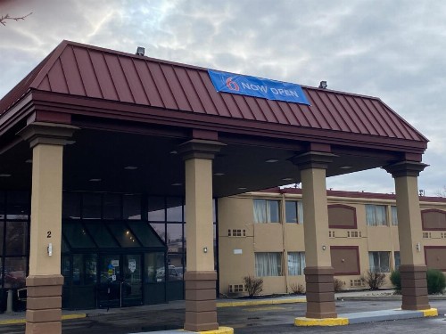 Motel 6 Rochester - Airport - image 3