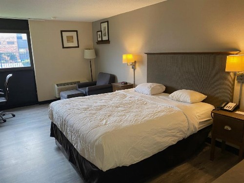 Motel 6 Rochester - Airport - image 7