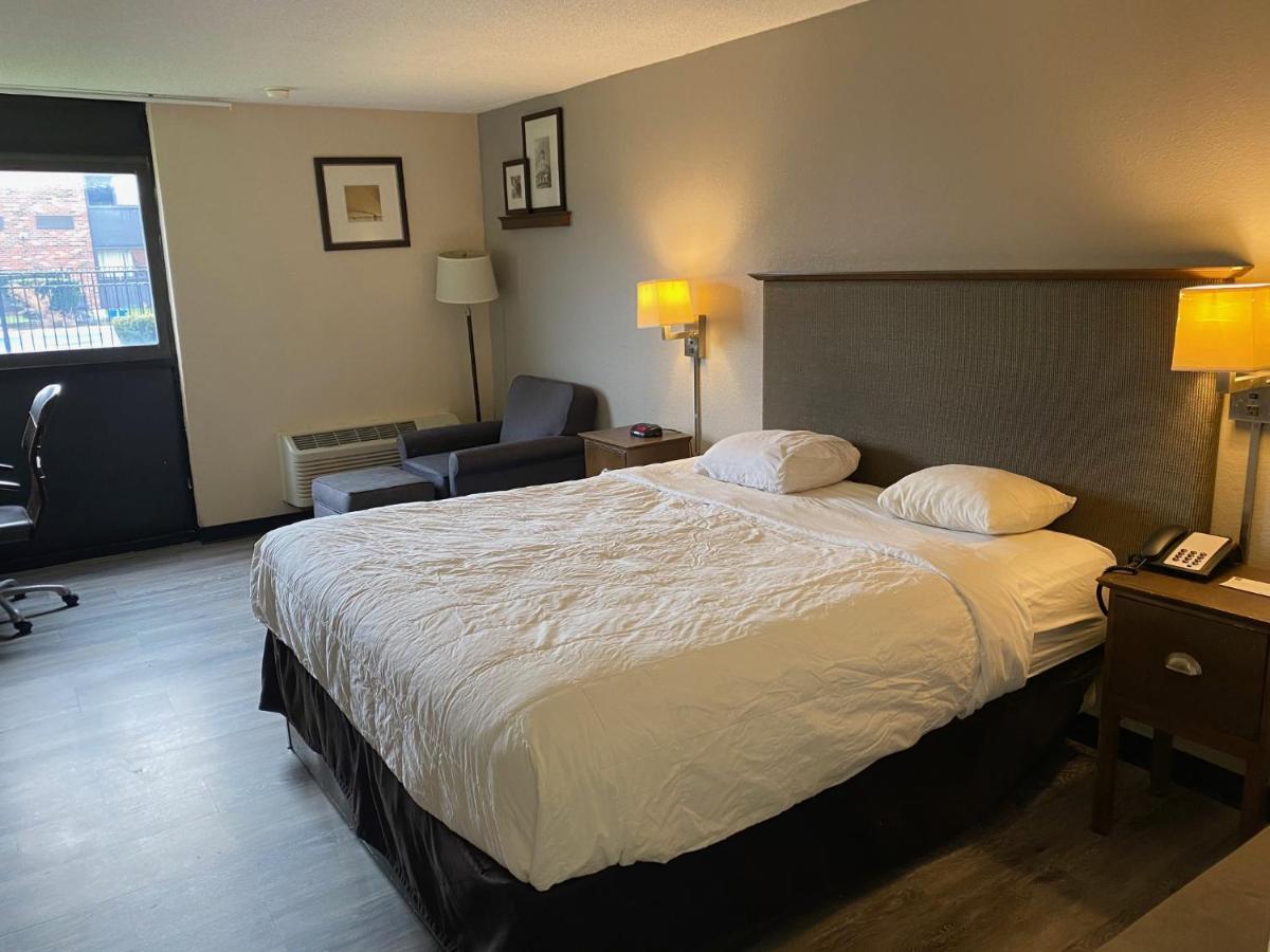Motel 6 Rochester - Airport - image 7