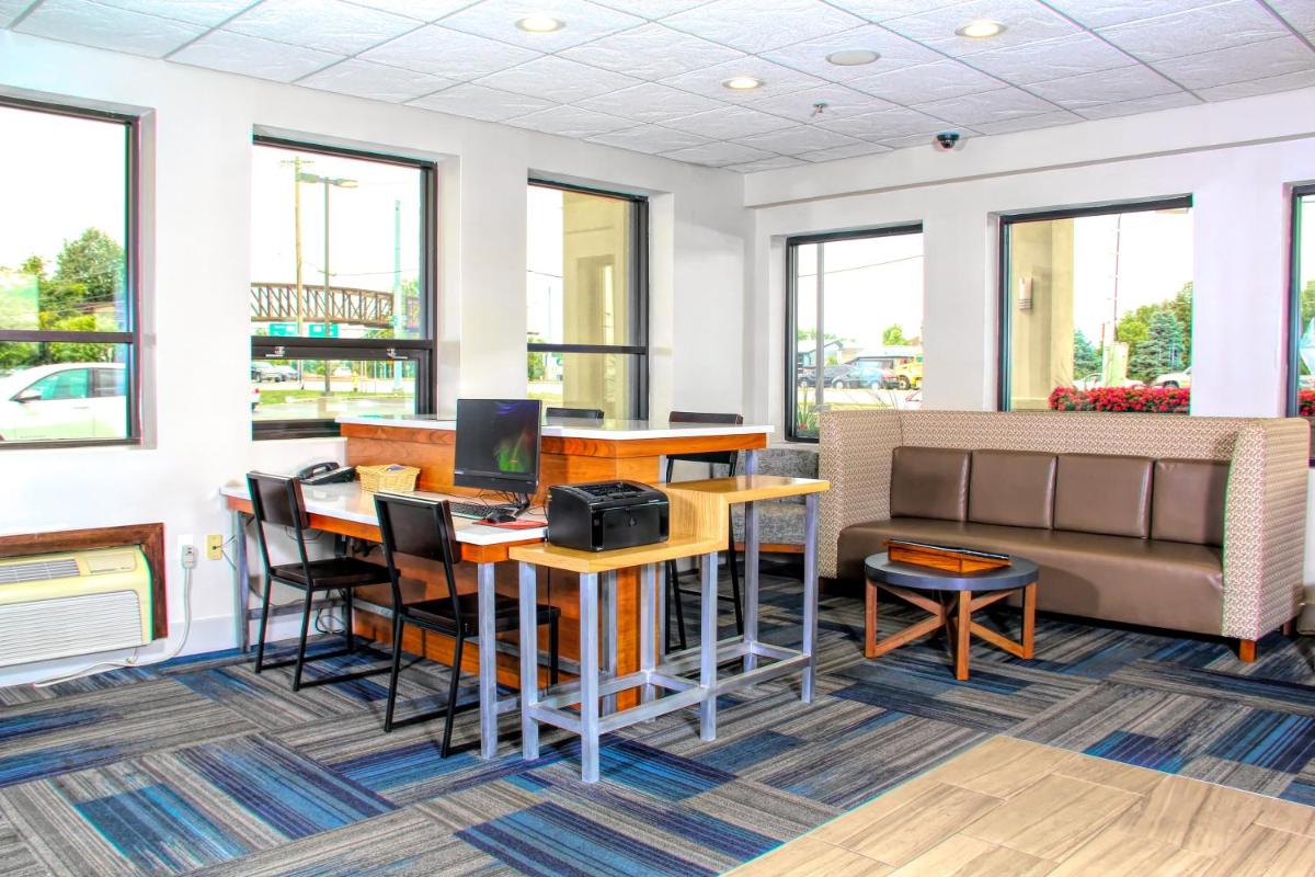 Holiday Inn Express Rochester - Greece an IHG Hotel - main image