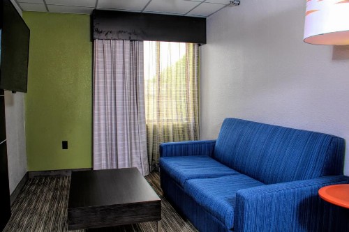 Holiday Inn Express Rochester - Greece an IHG Hotel - image 21