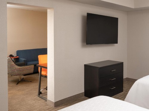 Holiday Inn Express Rochester - Greece an IHG Hotel - image 31
