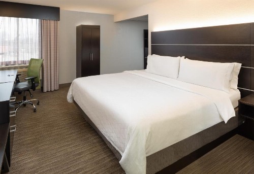 Holiday Inn Express Rochester - Greece an IHG Hotel - image 35