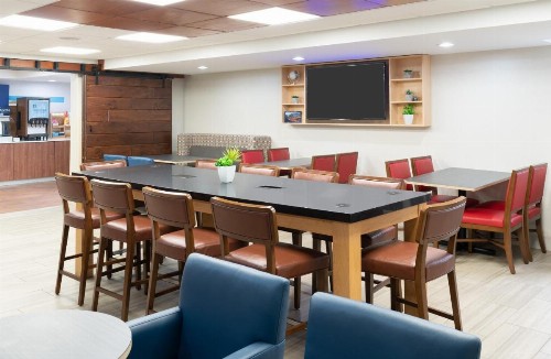 Holiday Inn Express Rochester - Greece an IHG Hotel - image 38
