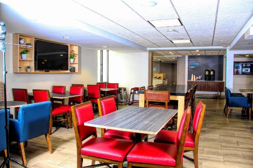 Holiday Inn Express Rochester - Greece an IHG Hotel - image 39