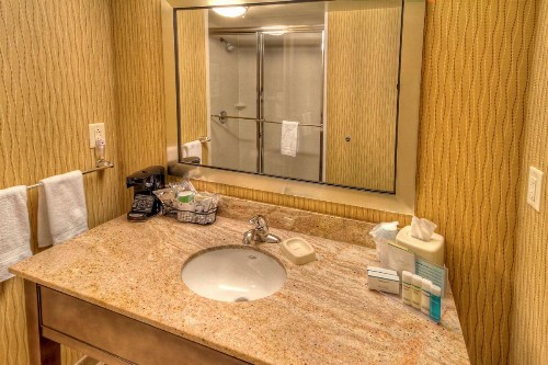 Hampton Inn & Suites Rochester/Henrietta - image 14