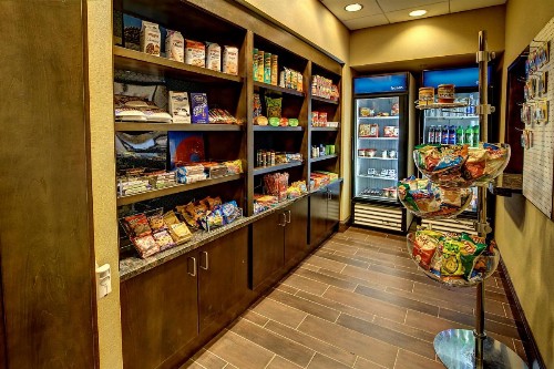 Hampton Inn & Suites Rochester/Henrietta - image 16