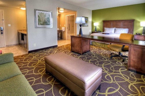 Hampton Inn & Suites Rochester/Henrietta - image 27
