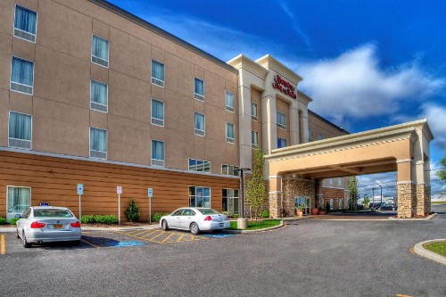 Hampton Inn & Suites Rochester/Henrietta - image 30