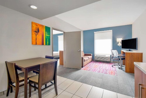 Home2 Suites by Hilton Rochester Henrietta NY - image 2
