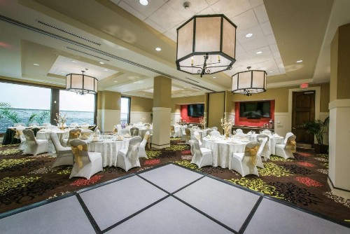 Hilton Garden Inn Rochester Downtown - image 37