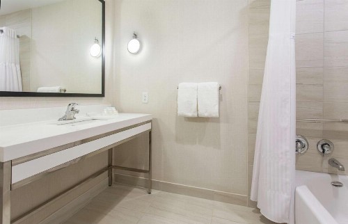 Hilton Garden Inn Rochester University - image 31