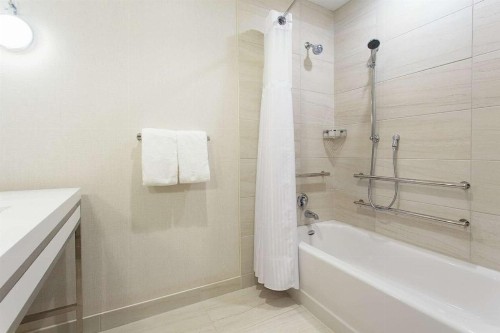 Hilton Garden Inn Rochester University - image 38