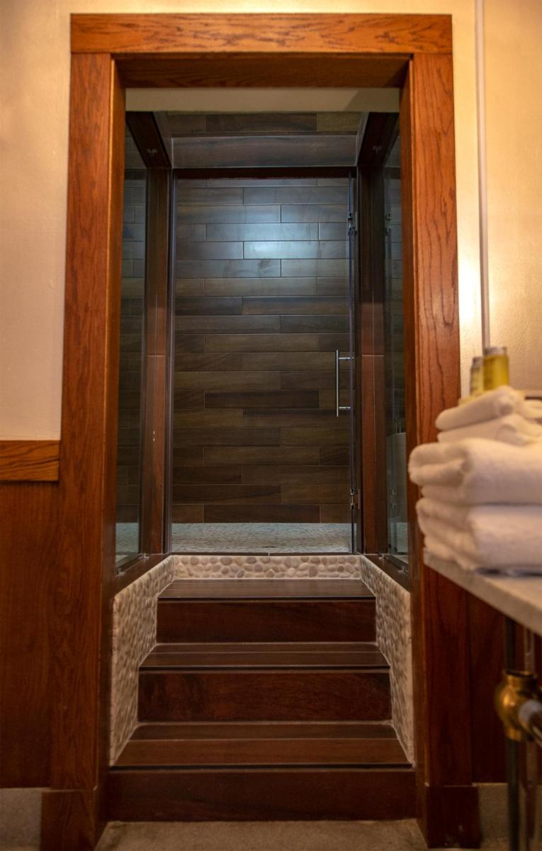 School 31 Lofts - image 5