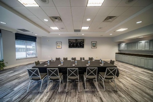 Hilton Garden Inn Rochester Downtown - image 13