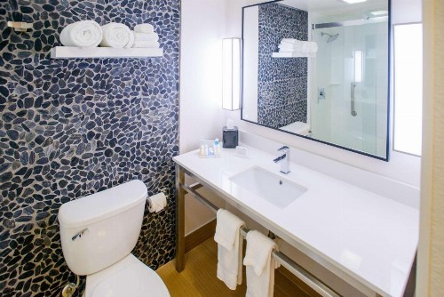 Hilton Garden Inn Rochester Downtown - image 27