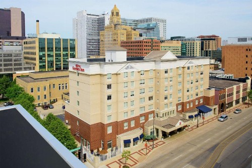 Hilton Garden Inn Rochester Downtown - image 43