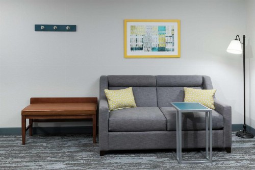 Hampton Inn & Suites Rochester-North - image 17