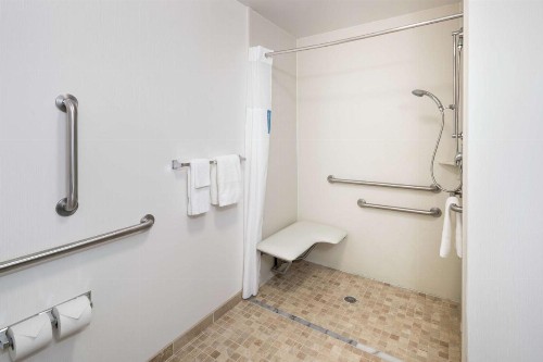 Hampton Inn & Suites Rochester-North - image 20