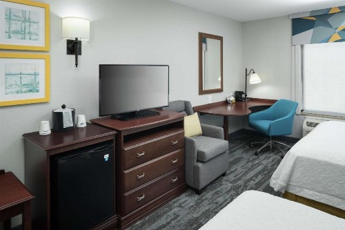 Hampton Inn & Suites Rochester-North - image 28