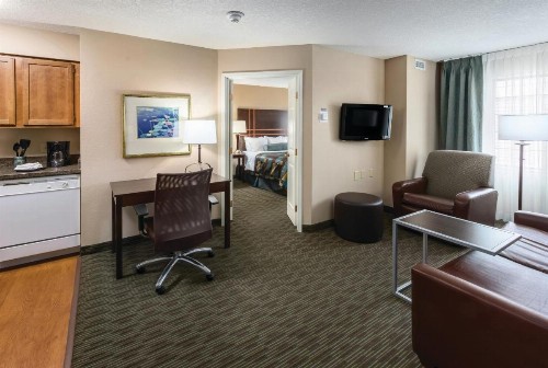 Aspen Suites - Rochester - image 10