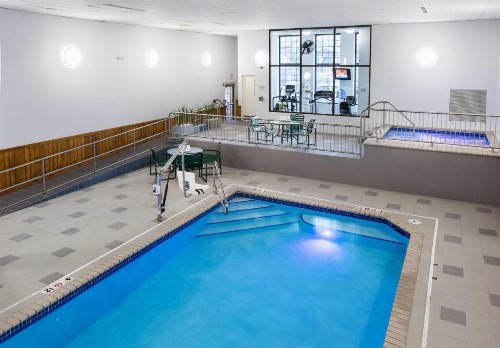 Aspen Suites - Rochester - image 17
