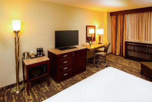 DoubleTree by Hilton Rochester - Mayo Clinic Area - image 6