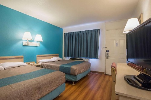 Motel 6-Rochester MN - image 12