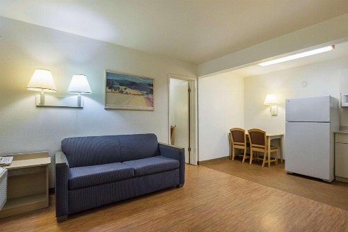 Motel 6-Rochester MN - image 16