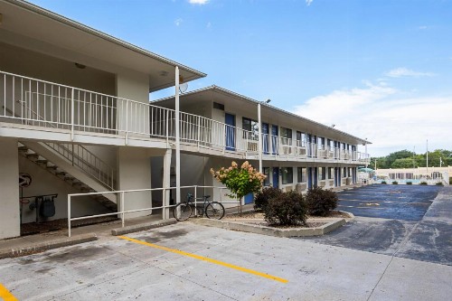 Motel 6-Rochester MN - image 20