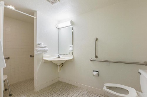 Motel 6-Rochester MN - image 29