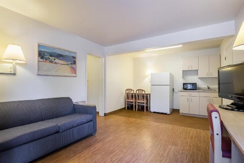 Motel 6-Rochester MN - image 3