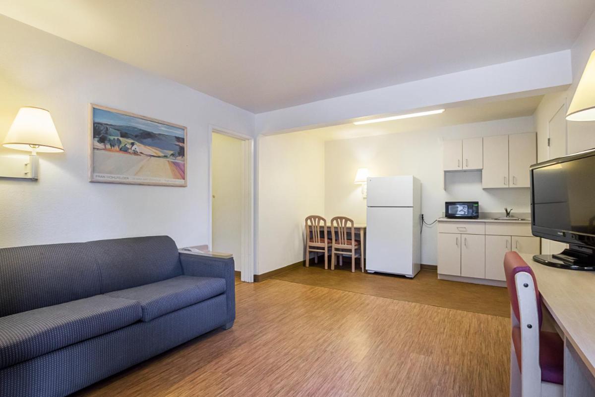 Motel 6-Rochester MN - image 3