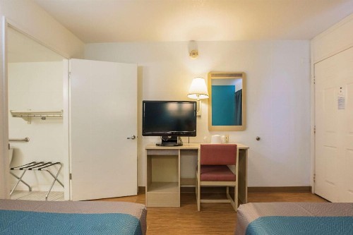 Motel 6-Rochester MN - image 47