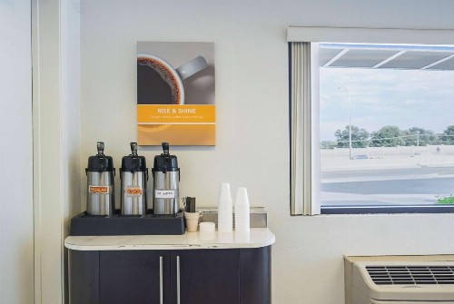 Motel 6-Rochester MN - image 50