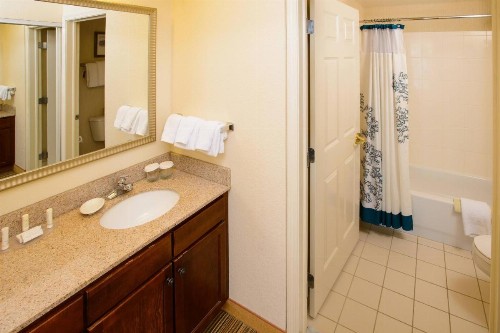 Residence Inn Rochester Mayo Clinic Area - image 9